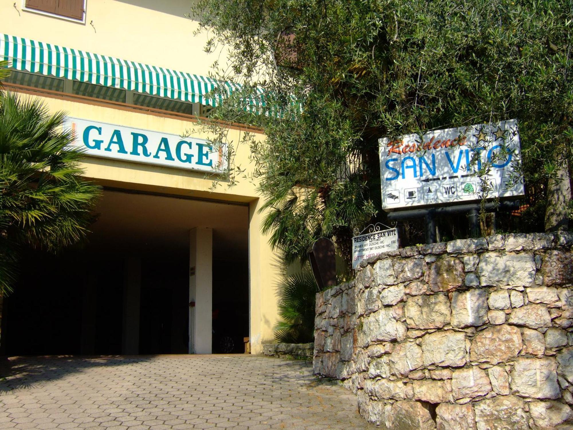 Residence San Vito Brenzone sul Garda Luaran gambar