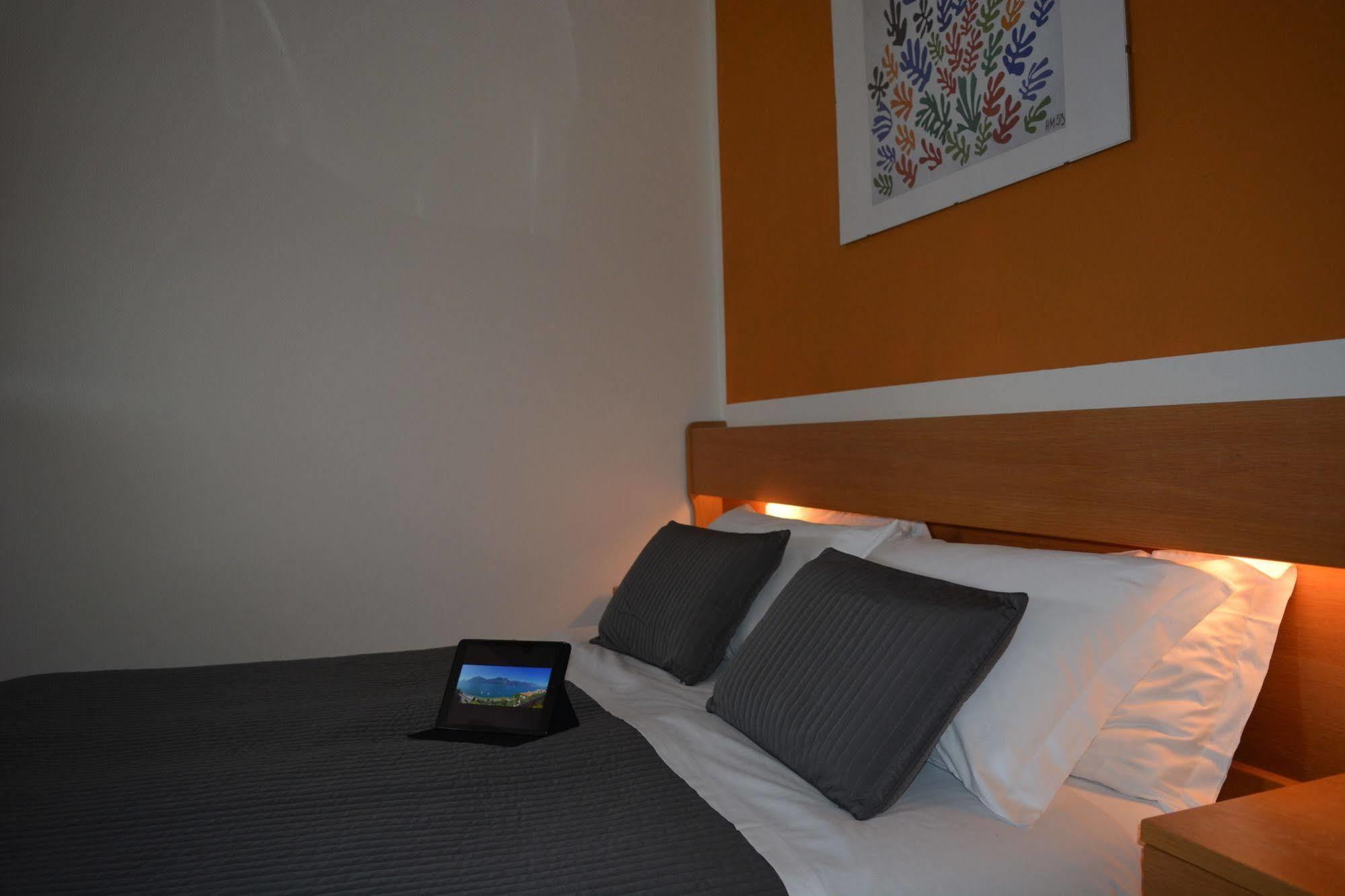 Residence San Vito Brenzone sul Garda Luaran gambar