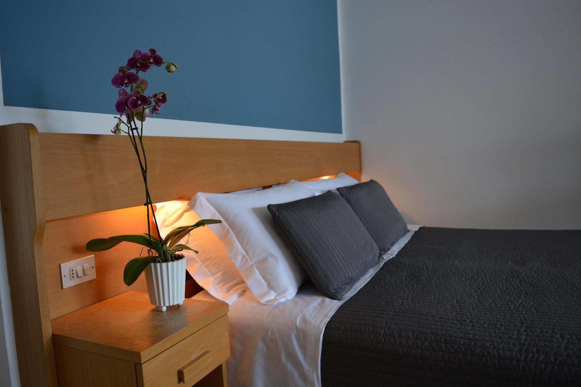 Residence San Vito Brenzone sul Garda Luaran gambar